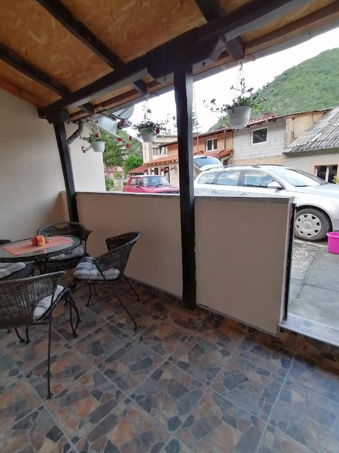 Apartman Ivona Ovcar Banja Esterno foto